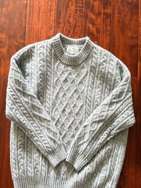 Girls gray H&M sweater 10/12 NWOT
